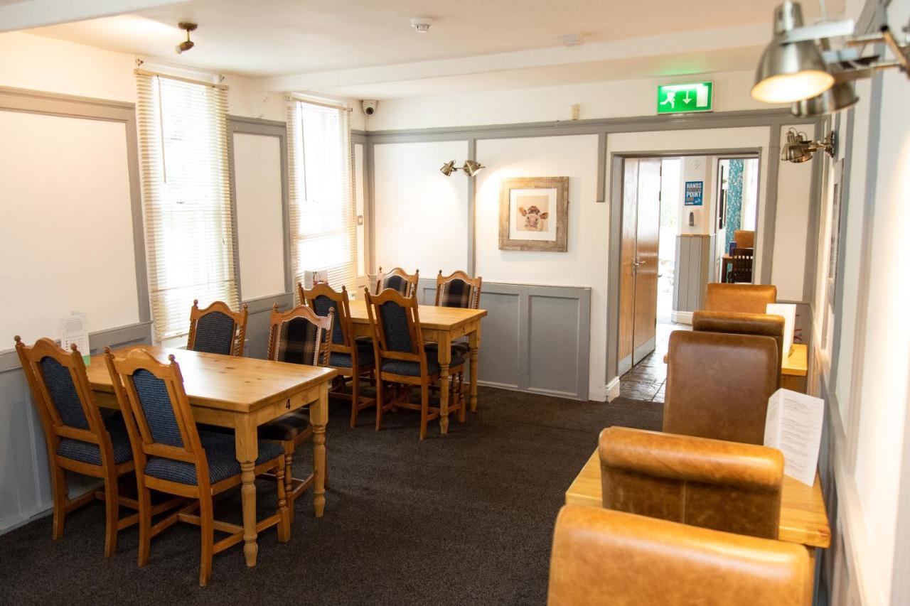 The Unicorn Inn 牛顿索内 外观 照片