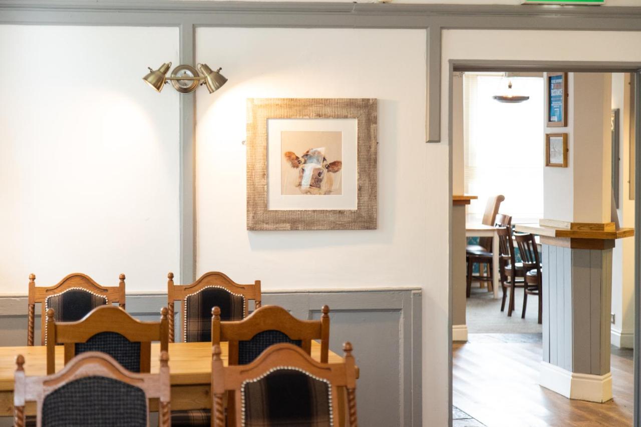 The Unicorn Inn 牛顿索内 外观 照片